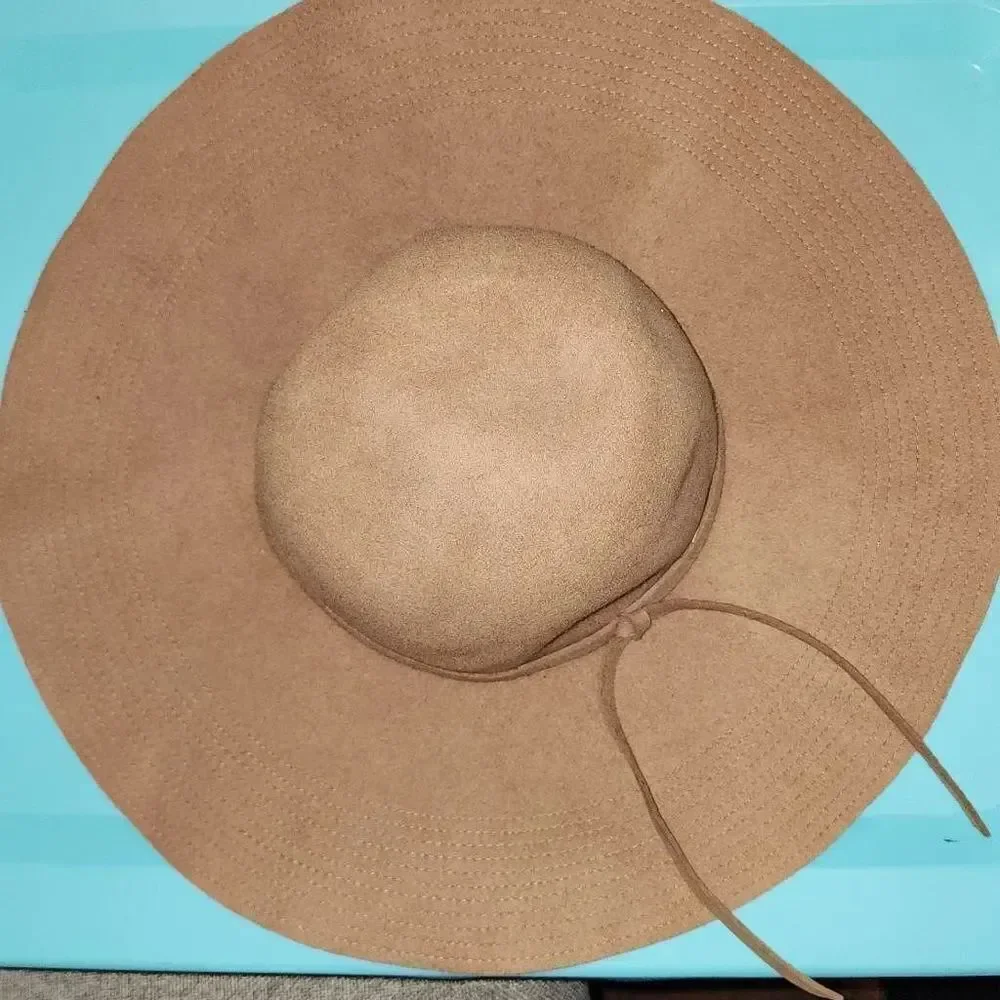Halo Felt Hat